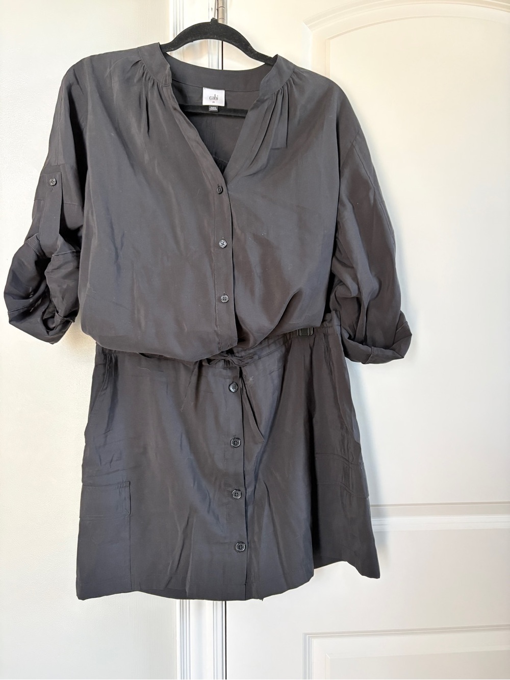 SALE! CAbi 💫 EUC Spring 2024, Black Lyric Shirt & Skort Set, Size M